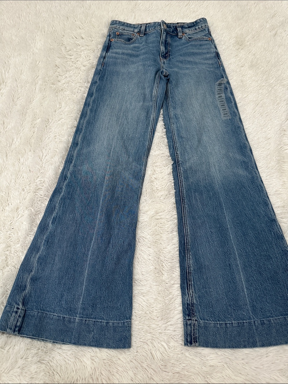 🏰 NWT American Eagle Stretch Flare Jeans